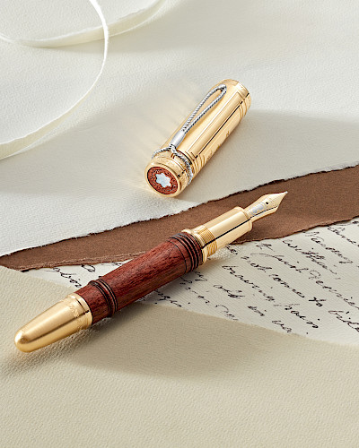 Открытие корнера Montblanc в бутике Royal Collection