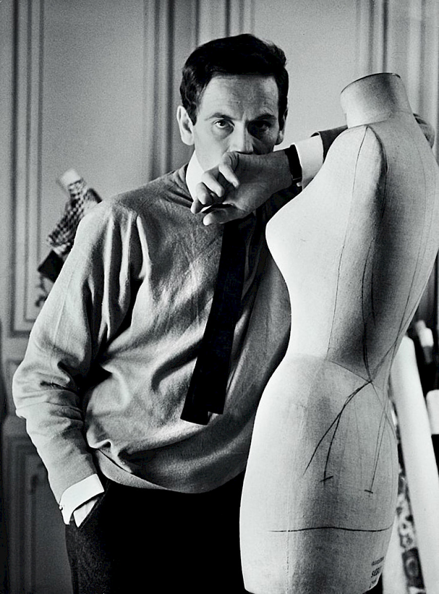 File:Nora Pierre Cardin.jpg - Wikipedia